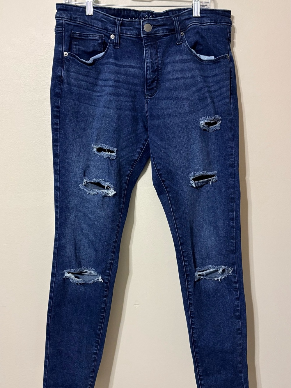 Universal Thread Dark Blue Distressed Skinny Jeans